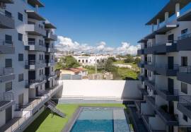 Last new 2 bedroom apartment inserted in a condominium with swimming pool located in Olhão