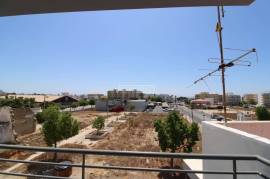 Last new 2 bedroom apartment inserted in a condominium with swimming pool located in Olhão