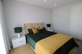 Last new 2 bedroom apartment inserted in a condominium with swimming pool located in Olhão
