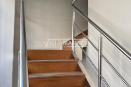 Banking building consisting of 2 floors located in Vila Franca de Xira