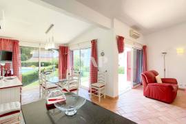 4 bedroom villa with pool, Vilamoura