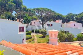 4 bedroom villa with pool, Vilamoura