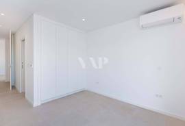 2 bedroom penthouse  near the golf courses, Vilamoura
