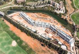 2 bedroom flat for sale under construction, inserted in Luxury Development