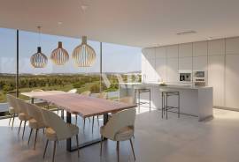 2 bedroom flat for sale under construction, inserted in Luxury Development