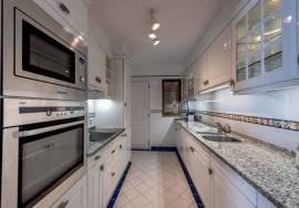 Fantastic, three bedroom end of terrace linked villa located in Lakeside Village in the heart of Quinta do Lago.
