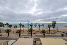 3 Bedroom Apartment with Front Sea View and Garage | First Line – Quarteira