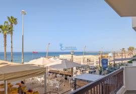 3 Bedroom Apartment with Front Sea View and Garage | First Line – Quarteira