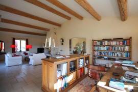 Luxury 3 Bed Villa For Sale In Montbrun-les-Bains