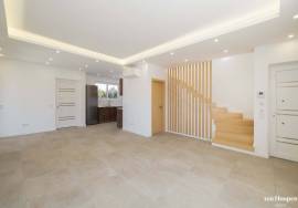 2+1 Bedroom Townhouse in Odiáxere, Lagos
