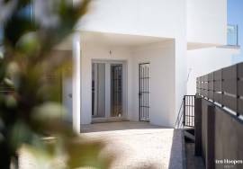 2+1 Bedroom Townhouse in Odiáxere, Lagos