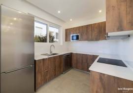 2+1 Bedroom Townhouse in Odiáxere, Lagos