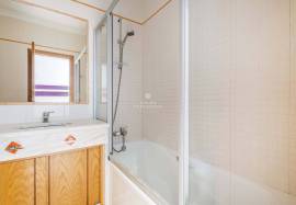 2 bedroom apartment for annual rentals in Armação de Pêra