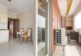 2 bedroom apartment for annual rentals in Armação de Pêra
