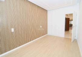 Refurbished 3 bedroom apartment facing the sea | garage | elevator | Sea view