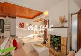 Four bedroom villa with swimming pool near the Golf Course and Beach in Vilamoura, Algarve
