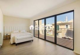 BOLIQUEIME - Elegant 6  bedroom villa with pool close to  Vilamoura and the beach