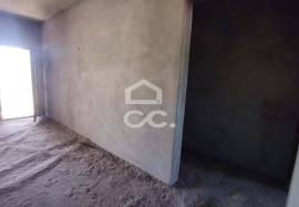 Unfinished house on a 820m2 plot.