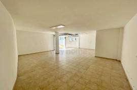 Refurbished 4 bedroom villa with sea views in Ericeira
