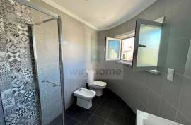 Refurbished 4 bedroom villa with sea views in Ericeira