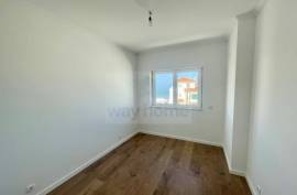 Refurbished 4 bedroom villa with sea views in Ericeira