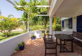 Tavira – Arroteia - Peaceful 3-bedroom villa with garden  and sea views near the Ria Formosa.