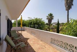 Tavira – Arroteia - Peaceful 3-bedroom villa with garden  and sea views near the Ria Formosa.