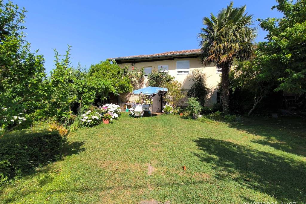 House for sale in the centre of Villanañe (Valdegovía)