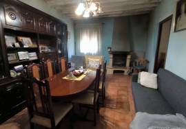 House for sale in the centre of Villanañe (Valdegovía)