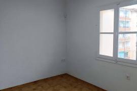 Opportunity! Beautiful Duplex all renovated! Steps from Lo Morant Park