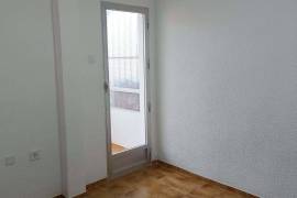 Opportunity! Beautiful Duplex all renovated! Steps from Lo Morant Park