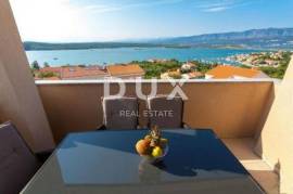 ISLAND OF KRK, KLIMNO- apartment in a villa 61m2, DB+2S, 2nd floor, with a beautiful view of the sea and swimming pool- S6
