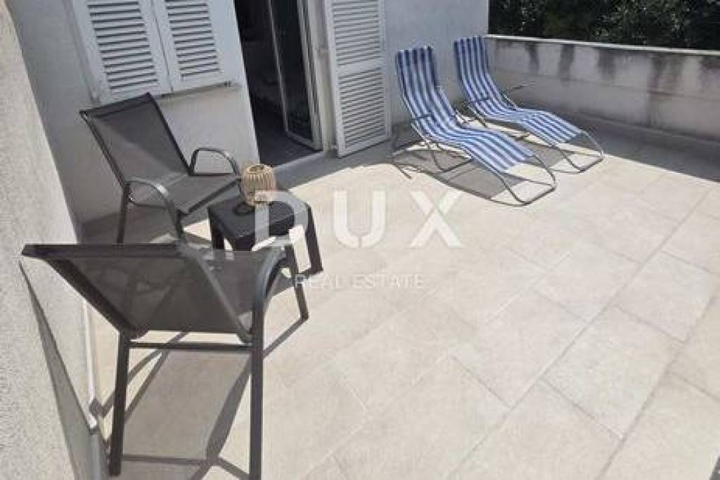 CRIKVENICA, DRAMALJ - Beautiful 1 bedroom + living room, 150 m from the sea
