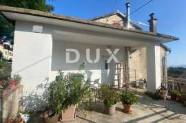 RIJEKA, KASTAV - house with 2 separate apartments + garden! OPPORTUNITY!