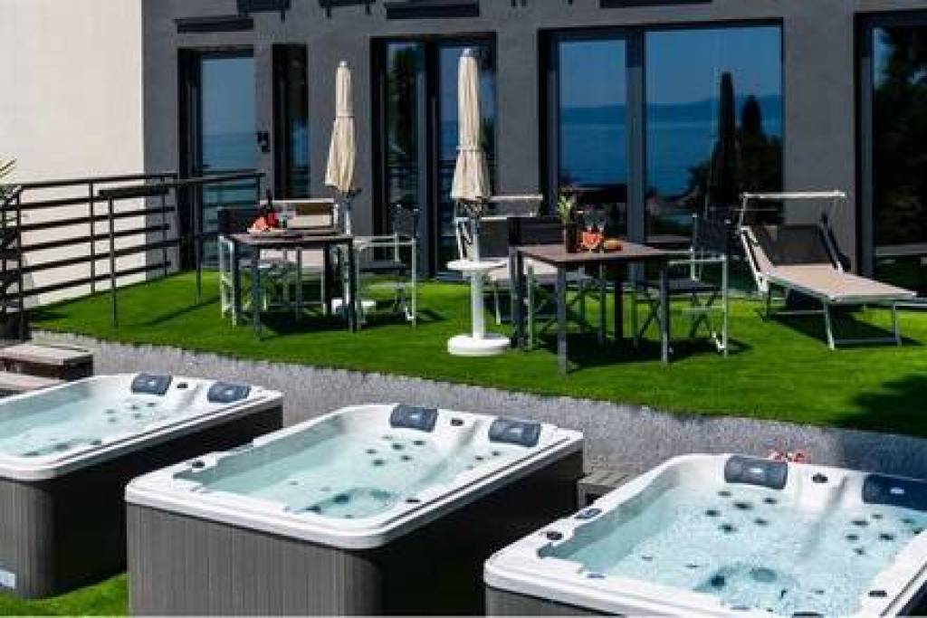 Bacvice – Luxury seafront rooms, for sale