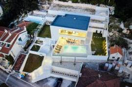Ploče, Rogotin, urban villa with pool and sea view