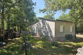 Peroj, newly renovated holiday home in a natural setting