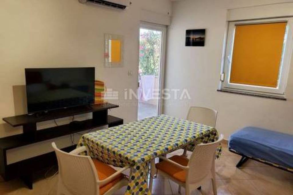 Fažana, one-bedroom apartment with parking and terrace