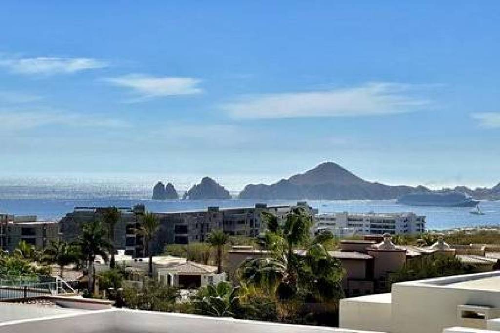 Casa Harmony, Cabo Corridor,