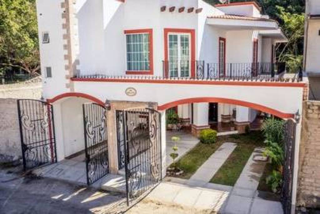 Villa-House for sale in Bay-of-Matanchen Mexico