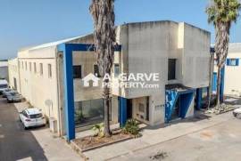 Commercial Building with Private Parking – Industrial Area of Vilamoura, Algarve