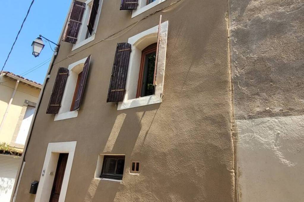 Charming Village House With Character Offering 170 M2 Of Living Space With 4 Bedrooms And Panoramic Terrace.