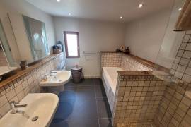 Charming Village House With Character Offering 170 M2 Of Living Space With 4 Bedrooms And Panoramic Terrace.