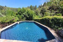 Very Pretty Country House With 145 M2 Of Living Space On 1255 M2 Of Land With Pool And 7400 M2 Of Non Attached Woods And Land.
