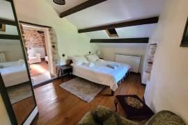 Very Pretty Country House With 145 M2 Of Living Space On 1255 M2 Of Land With Pool And 7400 M2 Of Non Attached Woods And Land.