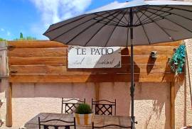 Stunning Languedoc-Style Villa With 210 M2 Of Living Space And Independent Guest House, On A Landscaped 1093 M2 Plot With Pool, Petanque Court And Open Views.