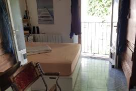 Very Pretty Fisherman's House, Completely Renovated, Of 90 M2 With 3 Bedrooms, An Intimate Courtyard And Unique Location With Direct View Of The Lagoon.