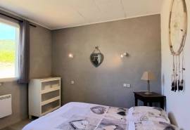 Delightful Detached House Of 132 M2 With 3 Bedrooms And Large Hangar Of 110 M2 On An Enclosed Plot Of 980 M2 In A Peaceful Setting.
