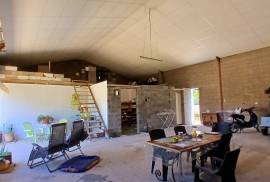 Delightful Detached House Of 132 M2 With 3 Bedrooms And Large Hangar Of 110 M2 On An Enclosed Plot Of 980 M2 In A Peaceful Setting.