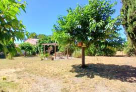 Delightful Detached House Of 132 M2 With 3 Bedrooms And Large Hangar Of 110 M2 On An Enclosed Plot Of 980 M2 In A Peaceful Setting.